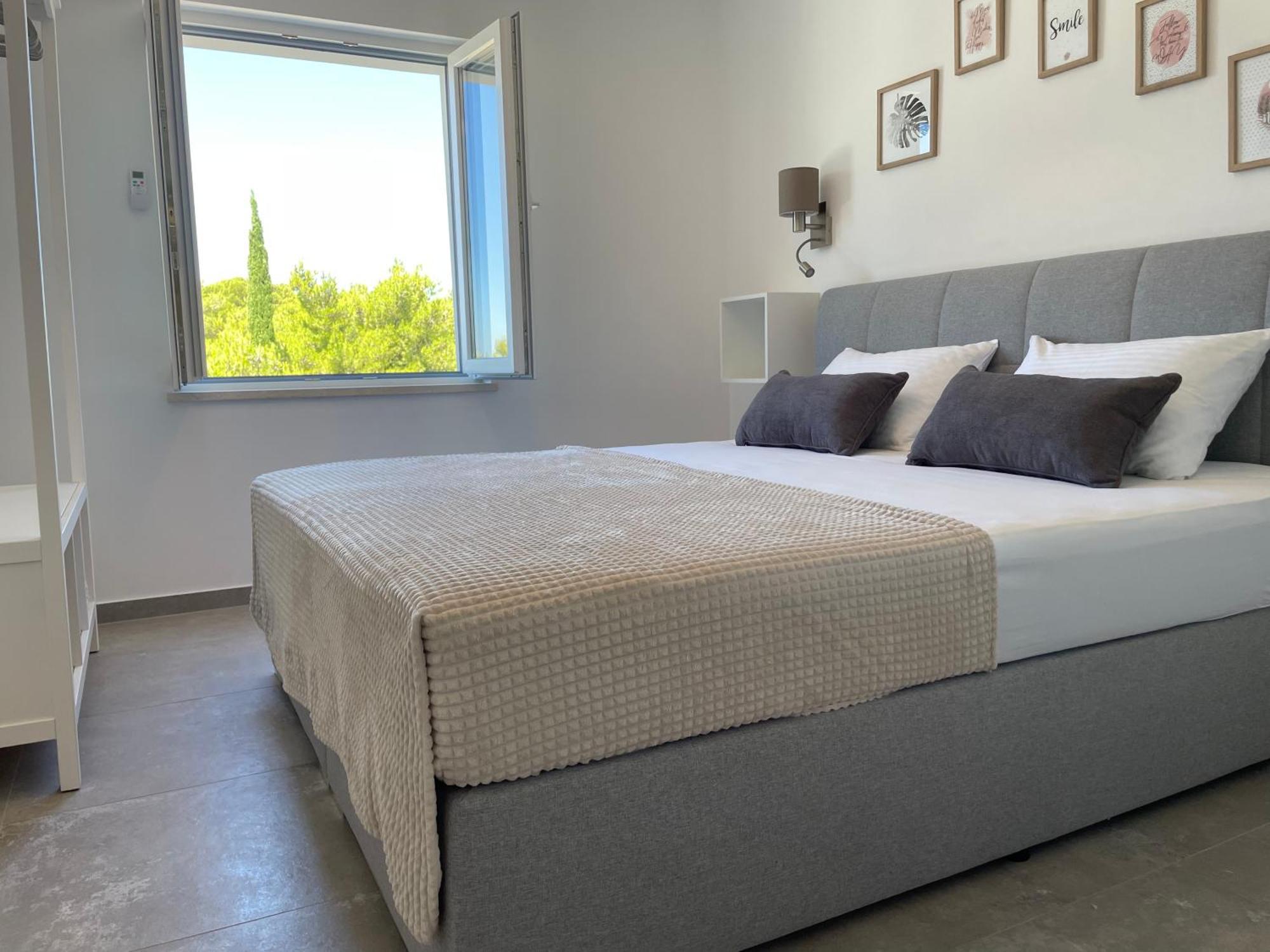 Sandra Apartments Makarska Ngoại thất bức ảnh